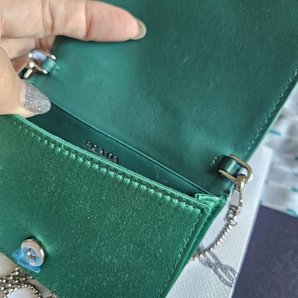 Prada logo-plaque cardholder/mini bag - Picture 13 of 17